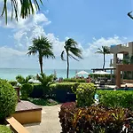 El Faro 103 Surf Ground Floor 2 Bedroom Apt Pool View