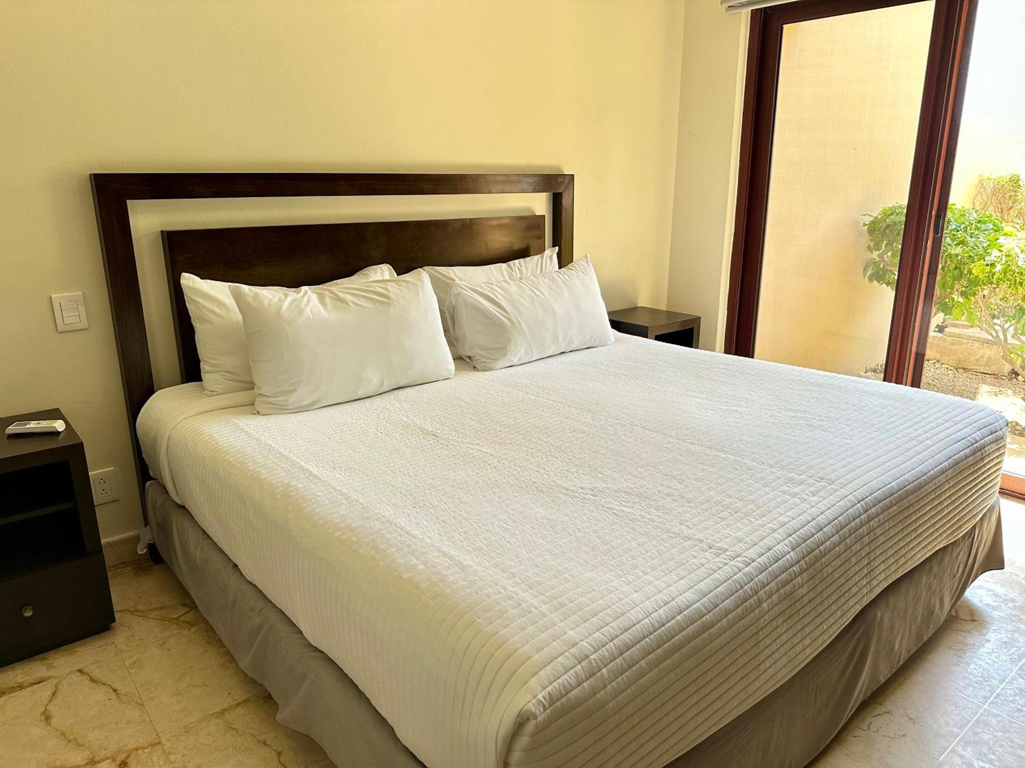 El Faro 103 Surf Ground Floor 2 Bedroom Pool View Apartamento Playa del Carmen